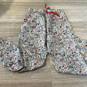 Beautiful NWT lightweight floral bonton pants